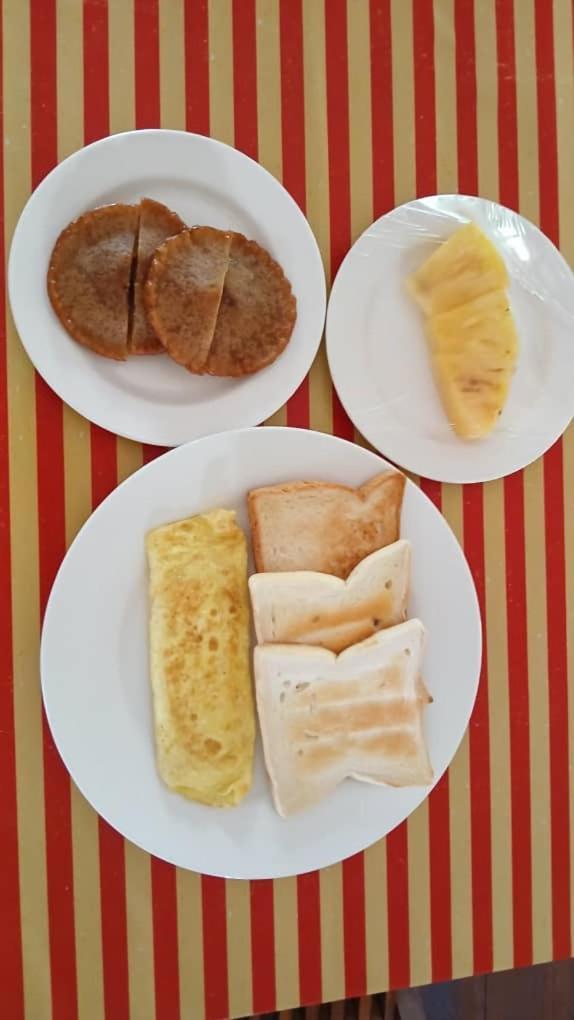 Mulu Tribal Homestay Экстерьер фото